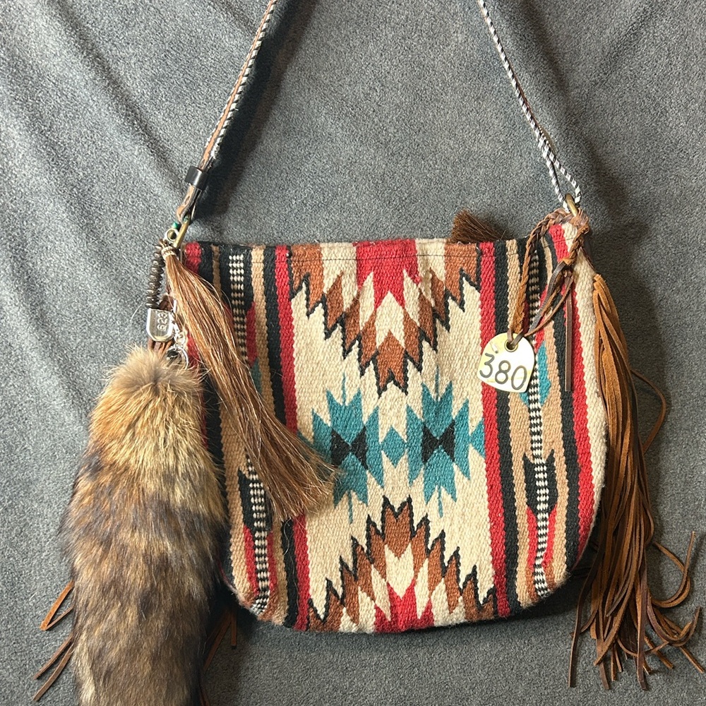 Espuela Design Co handcrafted handfringed wool saddle blanket bag MSRP $529 - Picture 12 of 12